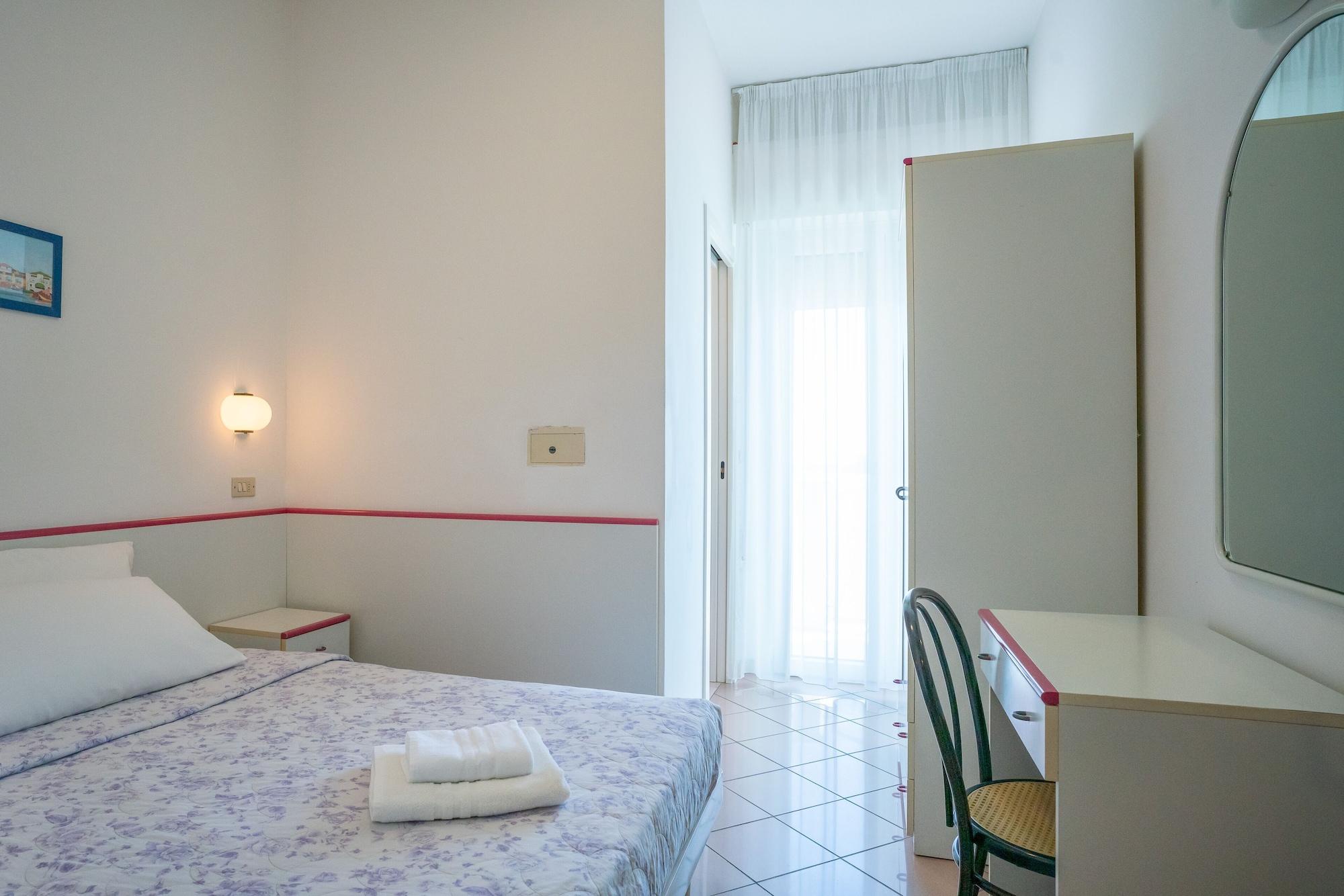 Hotel Radar Rimini Exteriör bild